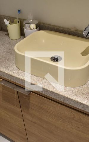 Apartamento para alugar com 33m², 1 quarto e sem vagaBanheiro