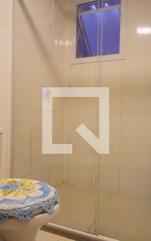Apartamento à venda com 51m², 2 quartos e 1 vaga Apartamento à venda com 51m², 2 quartos e 1 vagaBanheiro