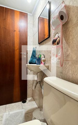 Casa à venda com 150m², 3 quartos e 2 vagas Casa à venda com 150m², 3 quartos e 2 vagasLavabo