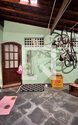 Casa à venda com 150m², 3 quartos e 2 vagas Casa à venda com 150m², 3 quartos e 2 vagasLavanderia