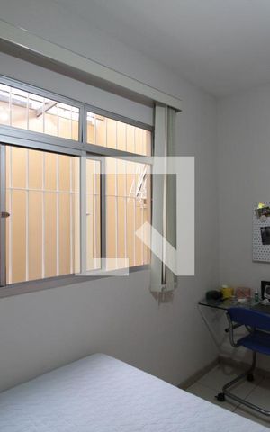 Casa à venda com 240m², 3 quartos e 2 vagasQuarto 2