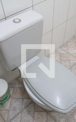 Casa à venda com 240m², 3 quartos e 2 vagasBanheiro Social 2