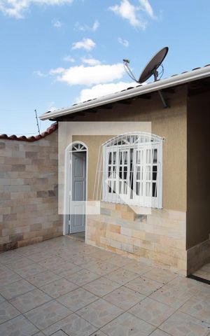Casa à venda com 240m², 3 quartos e 2 vagasGaragem
