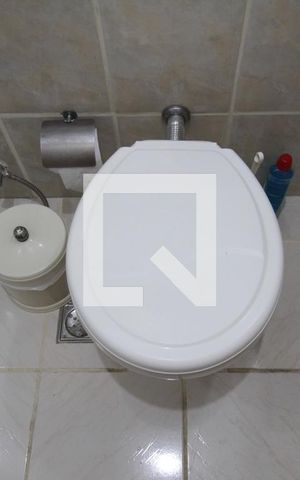 Casa à venda com 240m², 3 quartos e 2 vagasBanheiro Social
