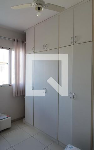 Casa à venda com 240m², 3 quartos e 2 vagasSuíte