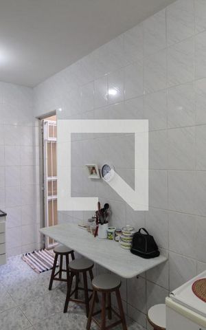 Casa à venda com 240m², 3 quartos e 2 vagasCozinha
