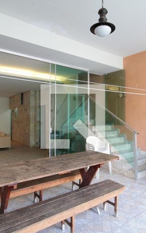 Casa à venda com 240m², 3 quartos e 2 vagasÁrea Gourmet