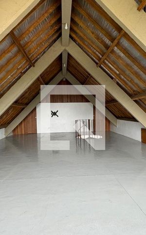 Casa de condomínio para alugar com 450m², 4 quartos e 6 vagasÁrea comum