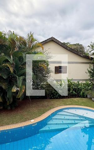 Casa de condomínio para alugar com 450m², 4 quartos e 6 vagasvista da Suíte 2