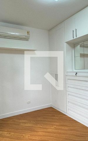 Casa de condomínio para alugar com 450m², 4 quartos e 6 vagasQuarto 3