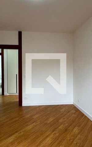 Casa de condomínio para alugar com 450m², 4 quartos e 6 vagasSuíte 1