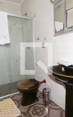 Casa à venda com 427m², 5 quartos e 4 vagasBanheiro da Suíte