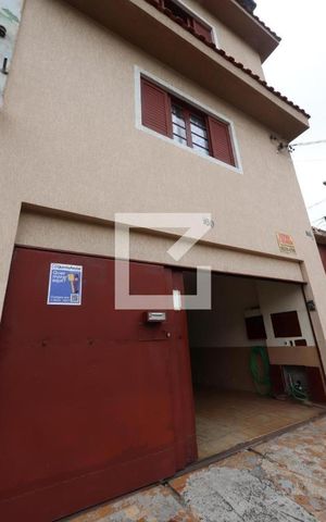 Casa à venda com 427m², 5 quartos e 4 vagasFachada