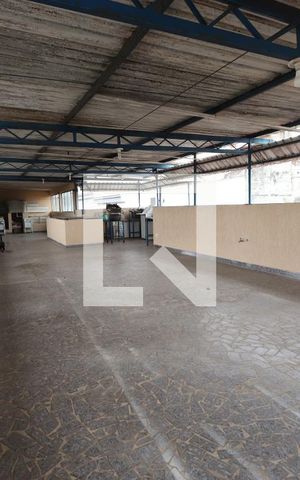 Casa à venda com 427m², 5 quartos e 4 vagasSalão Cobertura