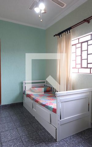 Casa à venda com 427m², 5 quartos e 4 vagasSuíte 2 Casa 2
