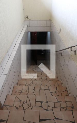 Casa à venda com 427m², 5 quartos e 4 vagasEscadaria