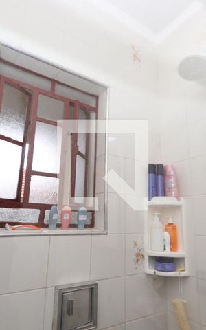 Casa à venda com 427m², 5 quartos e 4 vagasBanheiro Social