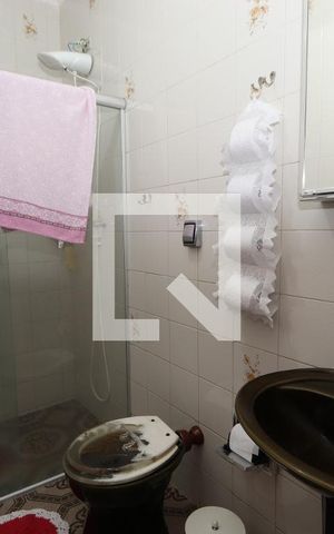 Casa à venda com 427m², 5 quartos e 4 vagasBanheiro Social