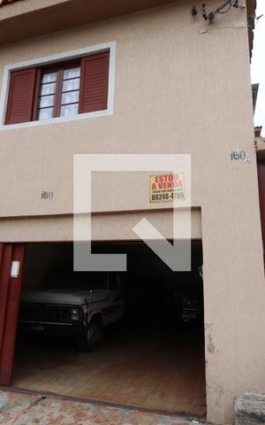Casa à venda com 427m², 5 quartos e 4 vagasFachada