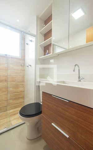 Apartamento para alugar com 43m², 2 quartos e 1 vaga Apartamento para alugar com 43m², 2 quartos e 1 vagaBanheiro