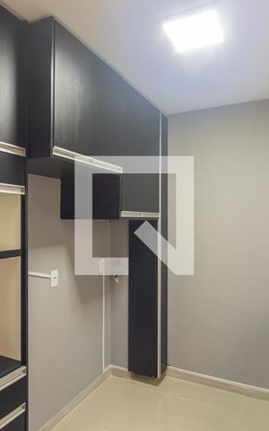 Apartamento para alugar com 43m², 2 quartos e 1 vaga Apartamento para alugar com 43m², 2 quartos e 1 vagaCozinha e Área de Serviço