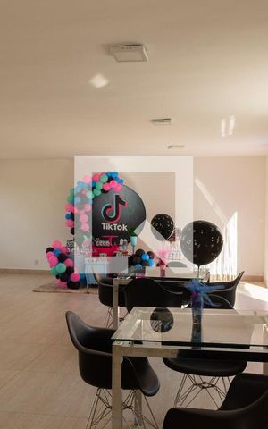 Apartamento para alugar com 43m², 2 quartos e 1 vaga Apartamento para alugar com 43m², 2 quartos e 1 vagaÁrea comum - Salão de festas
