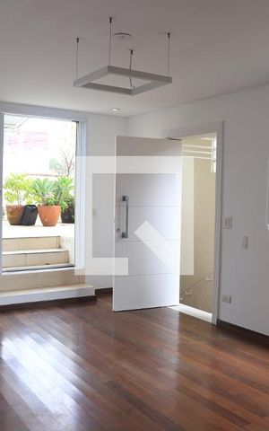 Casa à venda com 189m², 3 quartos e 2 vagasSala