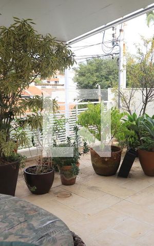 Casa à venda com 189m², 3 quartos e 2 vagasVaranda