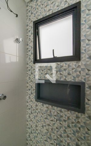 Apartamento à venda com 52m², 2 quartos e 1 vaga Apartamento à venda com 52m², 2 quartos e 1 vagaBanheiro