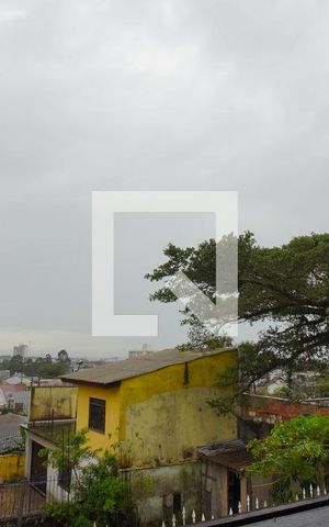 Casa à venda com 267m², 5 quartos e 6 vagasSuíte - Vista