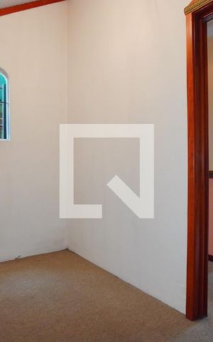 Casa à venda com 267m², 5 quartos e 6 vagasSuíte - Closet