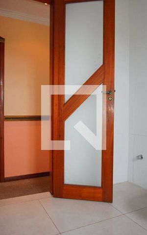 Casa à venda com 267m², 5 quartos e 6 vagasBanheiro da Suíte