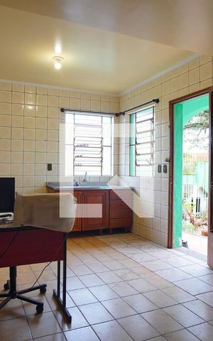 Casa à venda com 267m², 5 quartos e 6 vagasCozinha