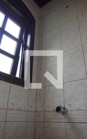 Casa à venda com 267m², 5 quartos e 6 vagasBanheiro Corredor - Segundo andar