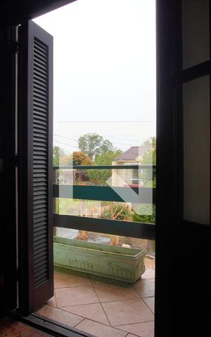 Casa à venda com 267m², 5 quartos e 6 vagasQuarto 3 - Varanda
