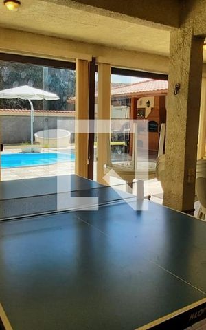 Casa de condomínio para alugar com 460m², 4 quartos e 2 vagas Casa de condomínio para alugar com 460m², 4 quartos e 2 vagasÁrea comum