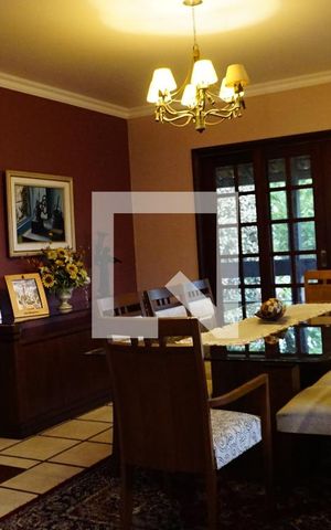 Casa de condomínio para alugar com 460m², 4 quartos e 2 vagasSala 3