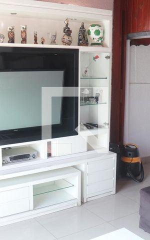 Casa à venda com 270m², 4 quartos e 3 vagasSala