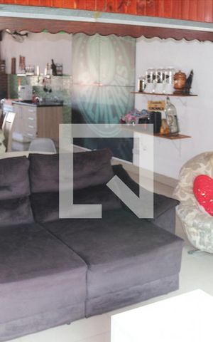 Casa à venda com 270m², 4 quartos e 3 vagasSala