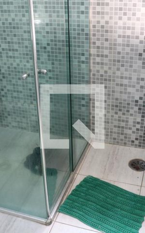 Casa à venda com 270m², 4 quartos e 3 vagasBanheiro 2