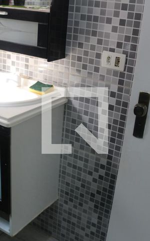 Casa à venda com 270m², 4 quartos e 3 vagasBanheiro 2