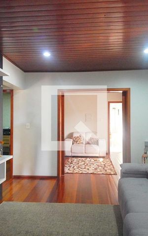 Casa à venda com 630m², 3 quartos e 2 vagasSala