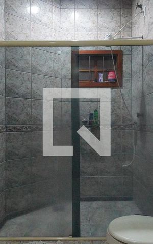 Casa à venda com 630m², 3 quartos e 2 vagasBanheiro