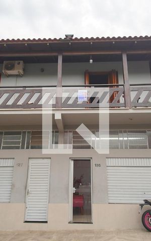 Casa à venda com 630m², 3 quartos e 2 vagasFachada