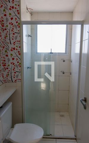 Apartamento à venda com 45m², 2 quartos e 1 vaga Apartamento à venda com 45m², 2 quartos e 1 vagaBanheiro