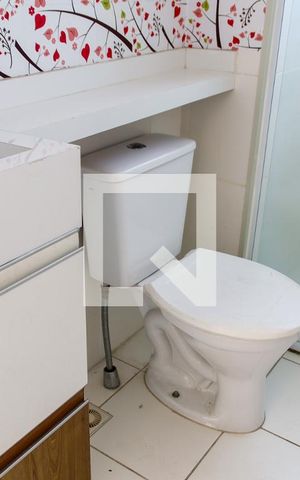 Apartamento à venda com 45m², 2 quartos e 1 vaga Apartamento à venda com 45m², 2 quartos e 1 vagaBanheiro
