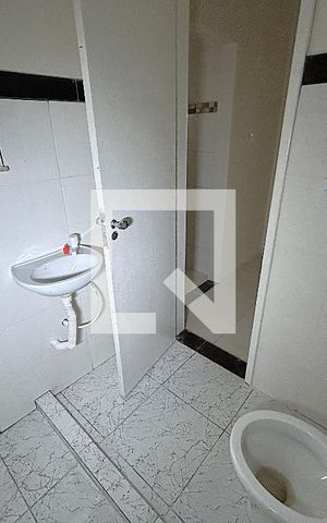 Casa para alugar com 100m², 3 quartos e 2 vagasBanheiro