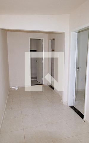 Casa para alugar com 100m², 3 quartos e 2 vagasSala