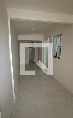 Casa para alugar com 100m², 3 quartos e 2 vagasSala
