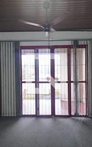 Casa à venda com 230m², 4 quartos e 3 vagas Casa à venda com 230m², 4 quartos e 3 vagasQuarto 2